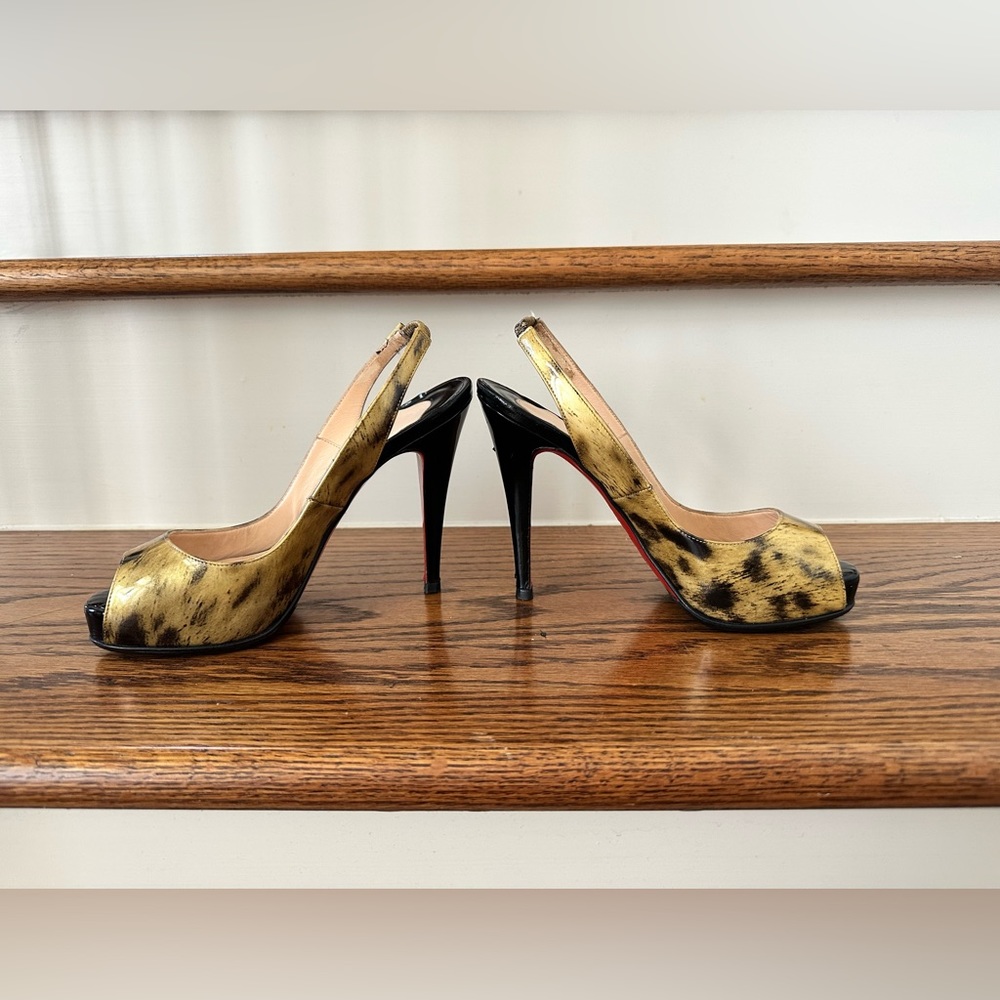 Christian Louboutin 35.5 / 5.5 slingback leopard pattern high heel shoes